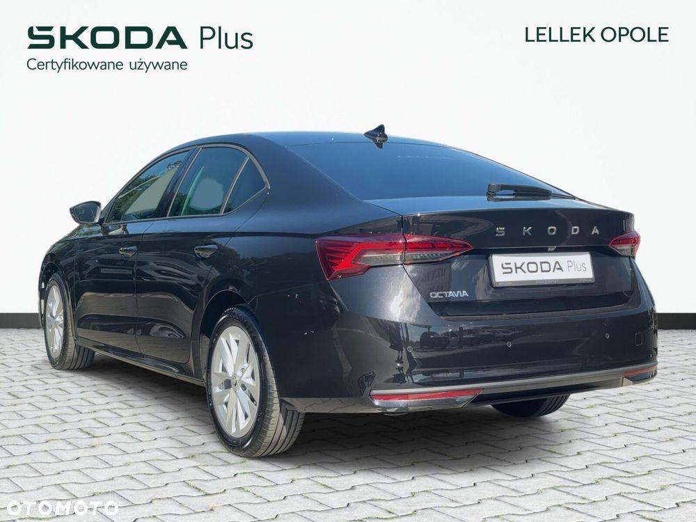 Skoda Octavia 1.5 TSI mHEV Selection DSG - 9