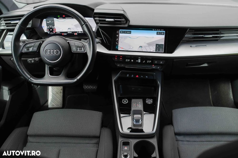 Audi A3 35 TDI ack S tronic S line - 23