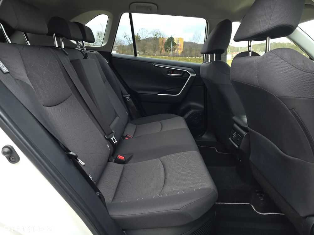 Toyota RAV4 2.5 Hybrid Comfort 4x2 - 17