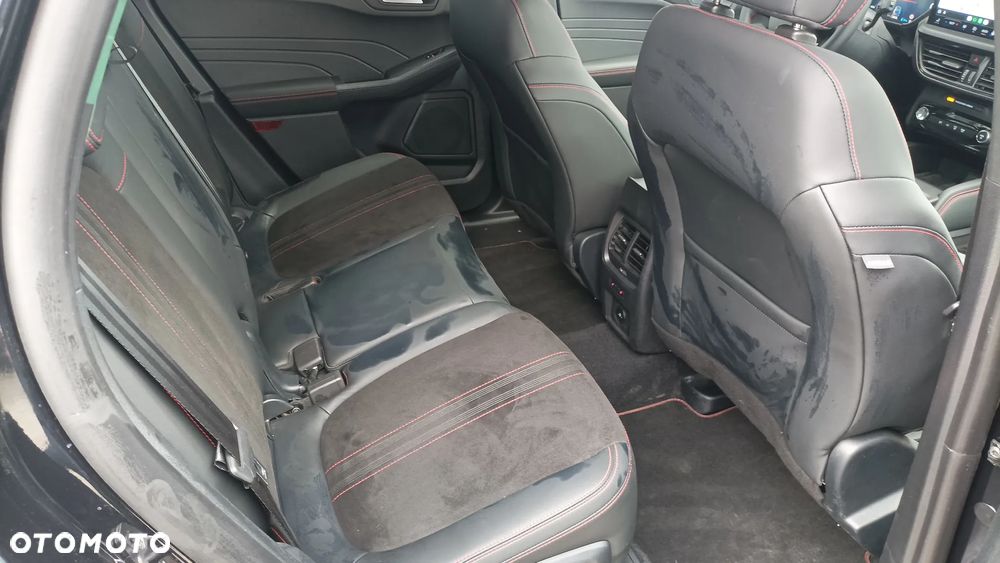 Ford Kuga 2.5P PHEV FWD ST-Line X - 13