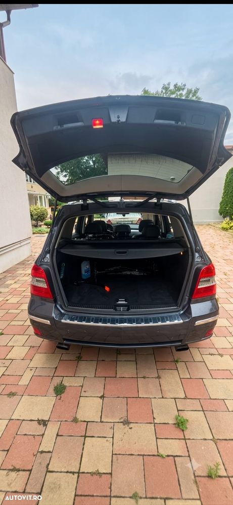 Mercedes-Benz GLK - 8