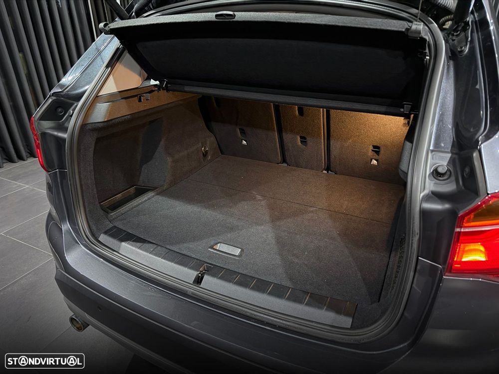 BMW X1 16 d sDrive Auto - 36
