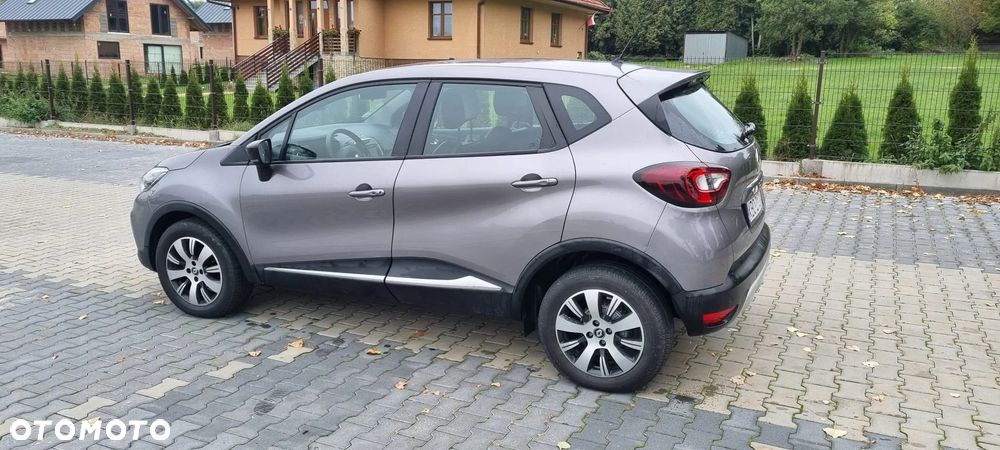 Renault Captur TCe 100 LIFE - 4
