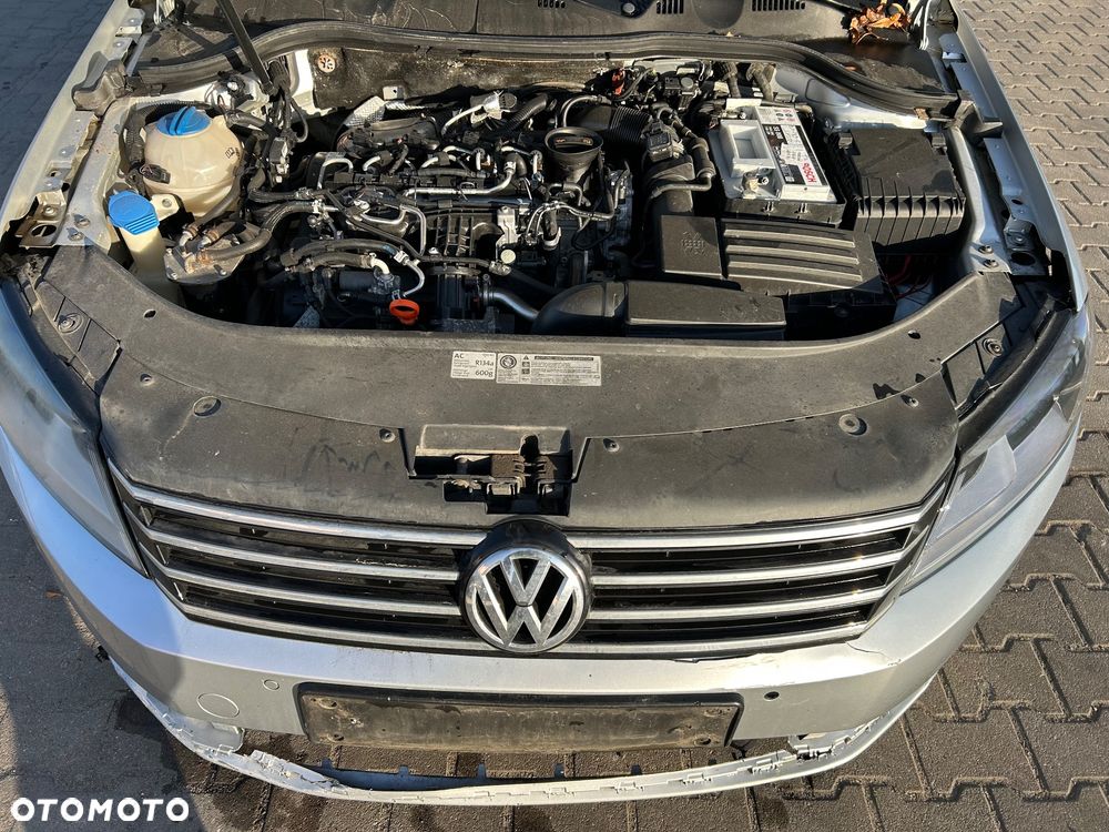 Volkswagen Passat - 23