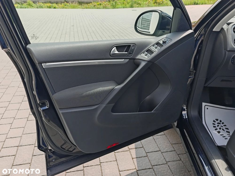 Volkswagen Tiguan - 15