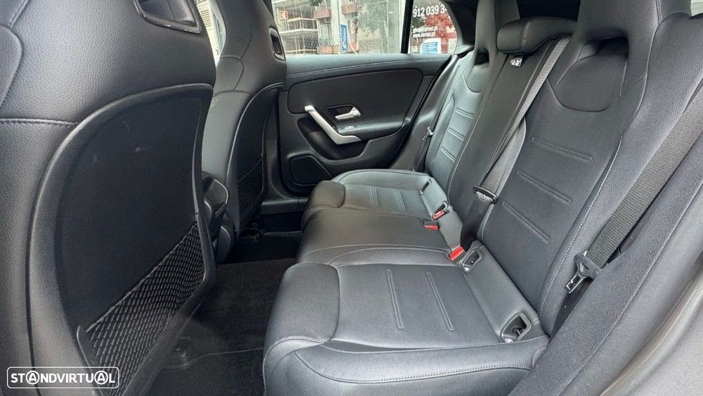 Mercedes-Benz CLA 200 - 13