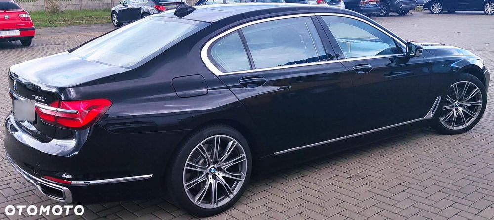BMW Seria 7 750Li xDrive - 20