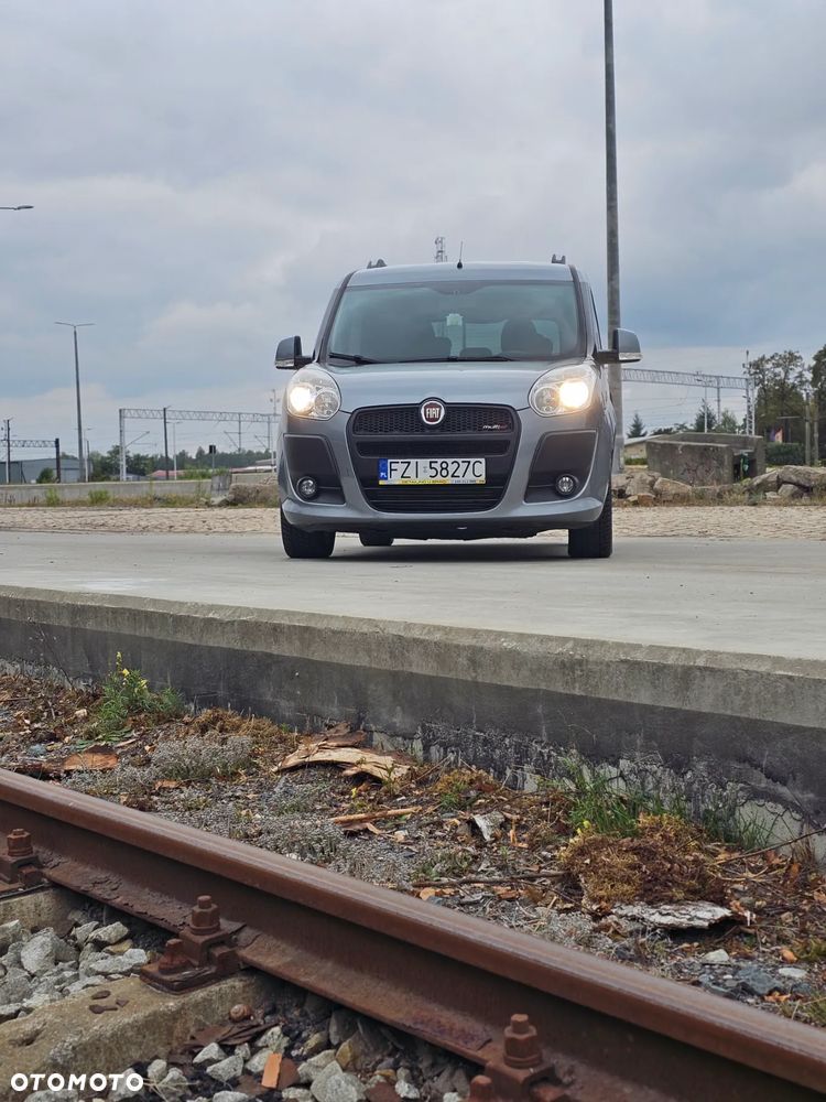 Fiat Doblo 1.6 16V Multijet Lounge - 29