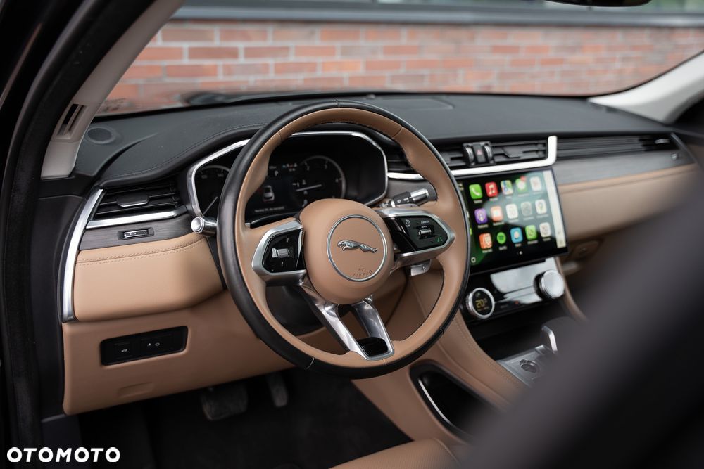 Jaguar F-Pace D200 AWD R-Dynamic SE - 21