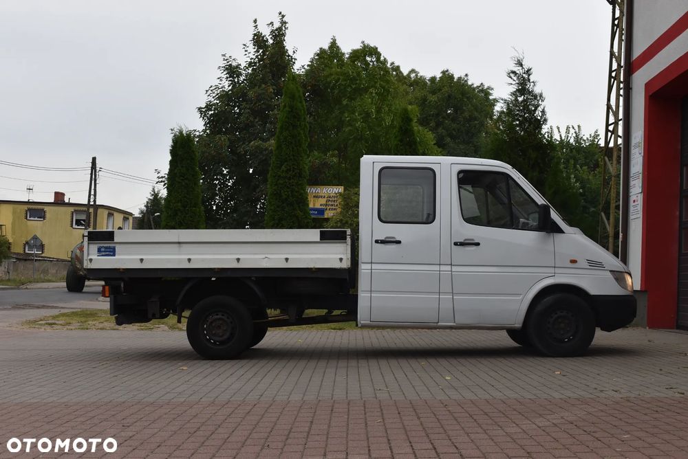 Mercedes-Benz SPRINTER - 18