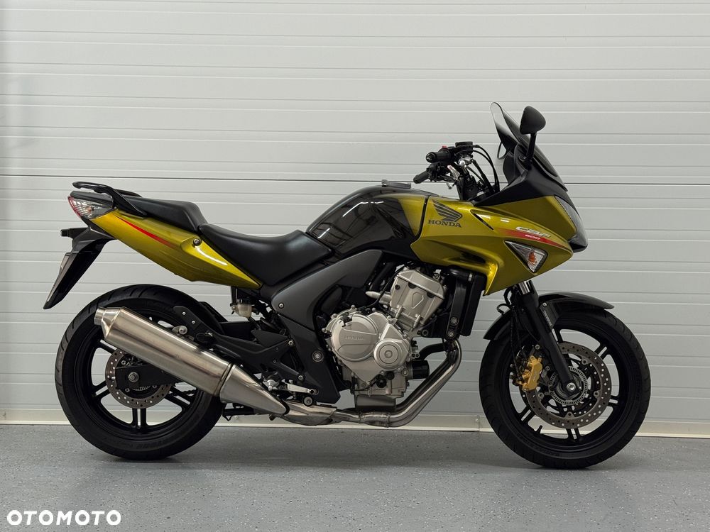 Honda CBF - 3