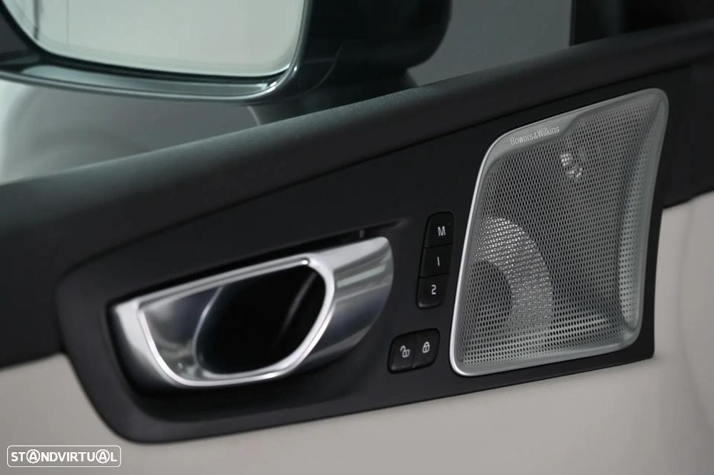 Volvo XC 60 2.0 T6 PHEV Ultimate Bright AWD - 27