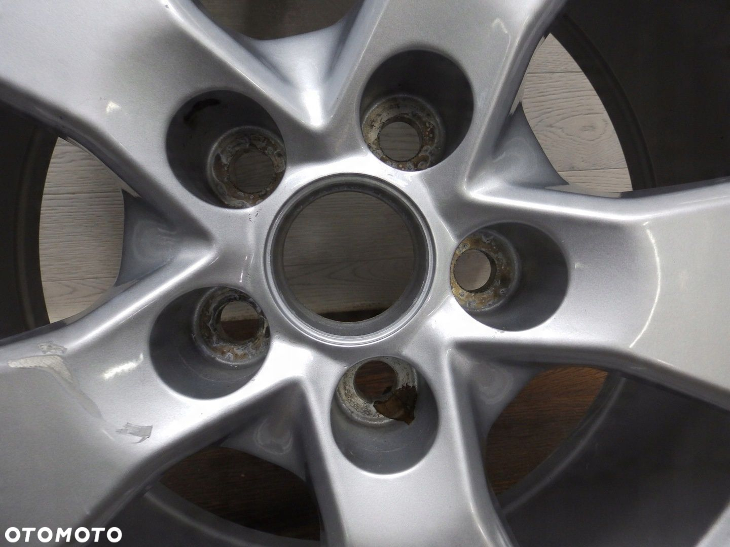 Felga Toyota RAV4 Avensis 17x7J Et35 5x114.3 - 2
