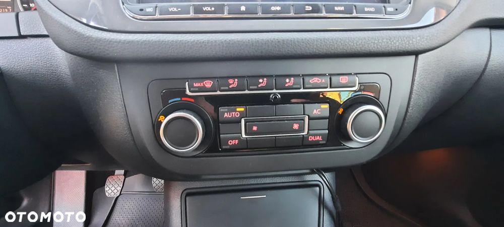 Volkswagen Tiguan - 18