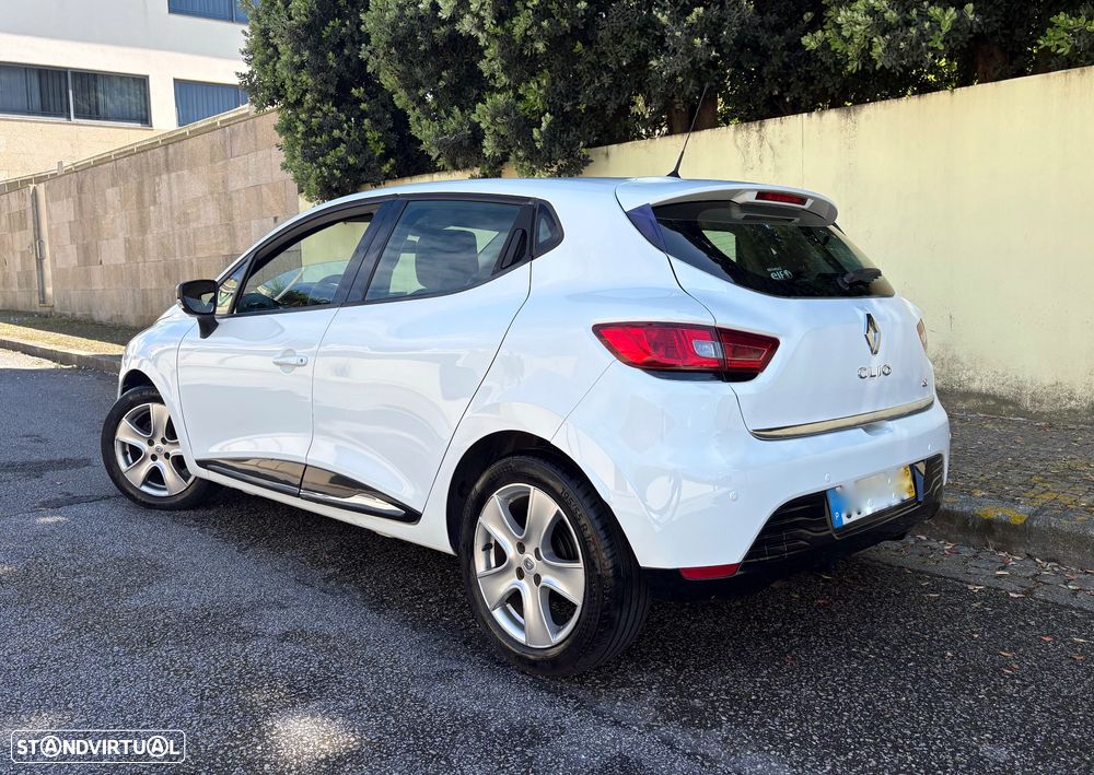 Renault Clio 1.5 dCi Dynamique S - 2
