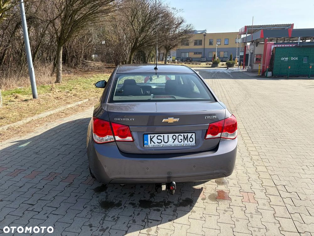Chevrolet Cruze - 5