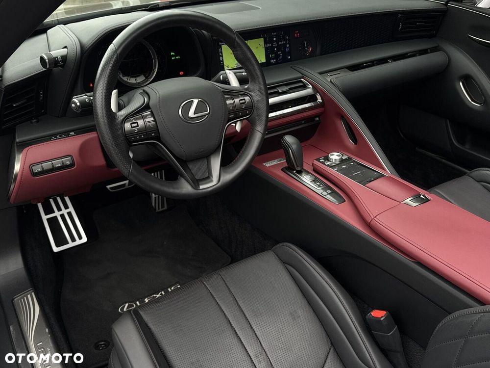 Lexus LC 500 Hokkaido - 17