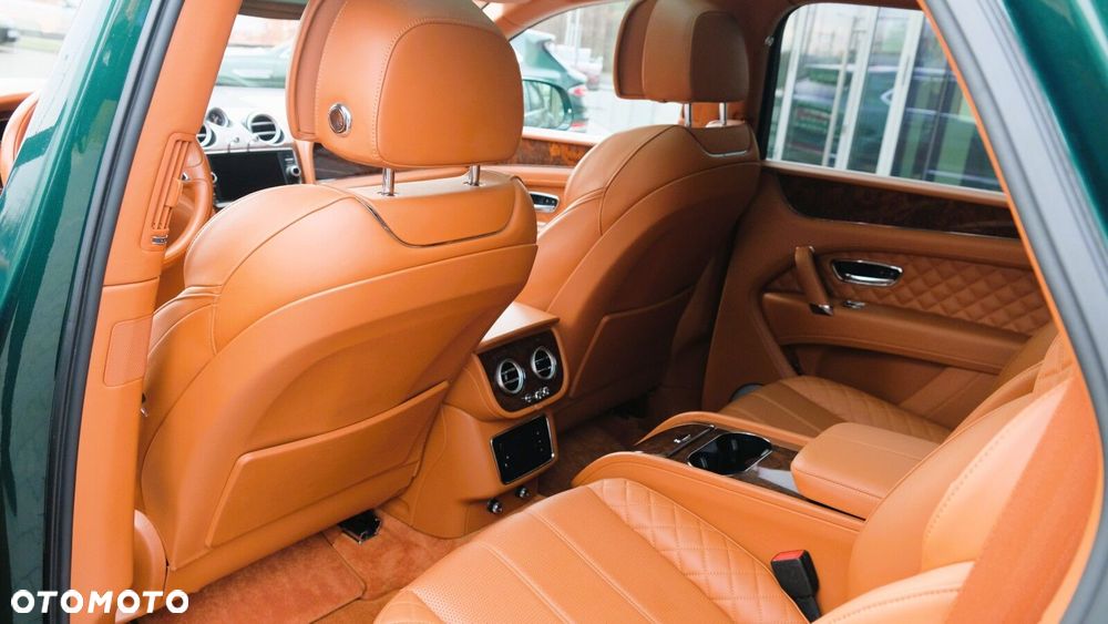 Bentley Bentayga - 12