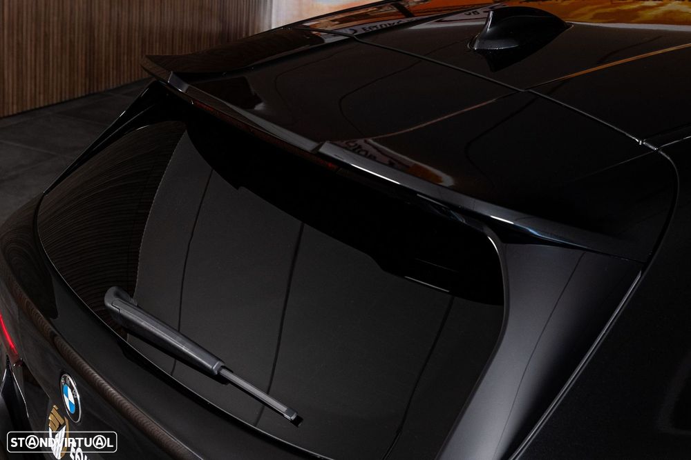 BMW 118 i Pack Desportivo M Auto - 12