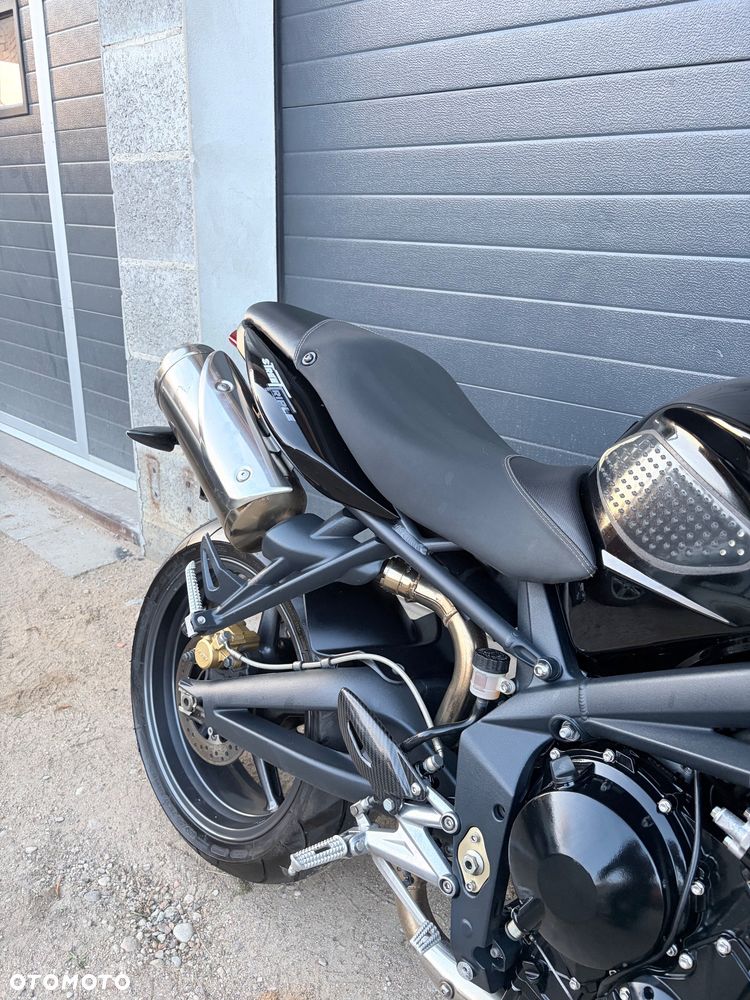 Triumph Street Triple - 2