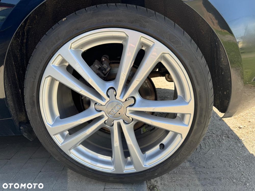 Audi A3 Sportback 1.6 TDI (clean diesel) S line Sportpaket - 25