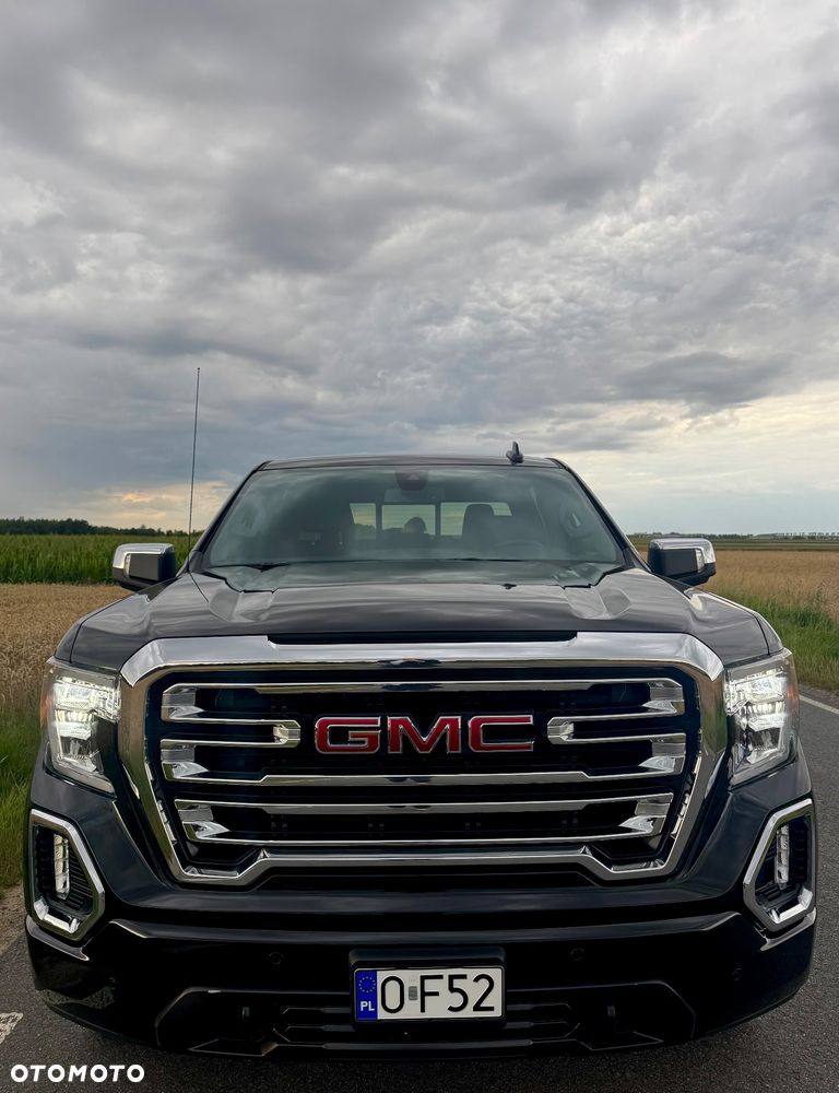 GMC Sierra - 4