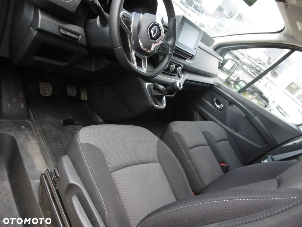Renault Trafic SpaceClass 2.0 dCi Escapade - 5