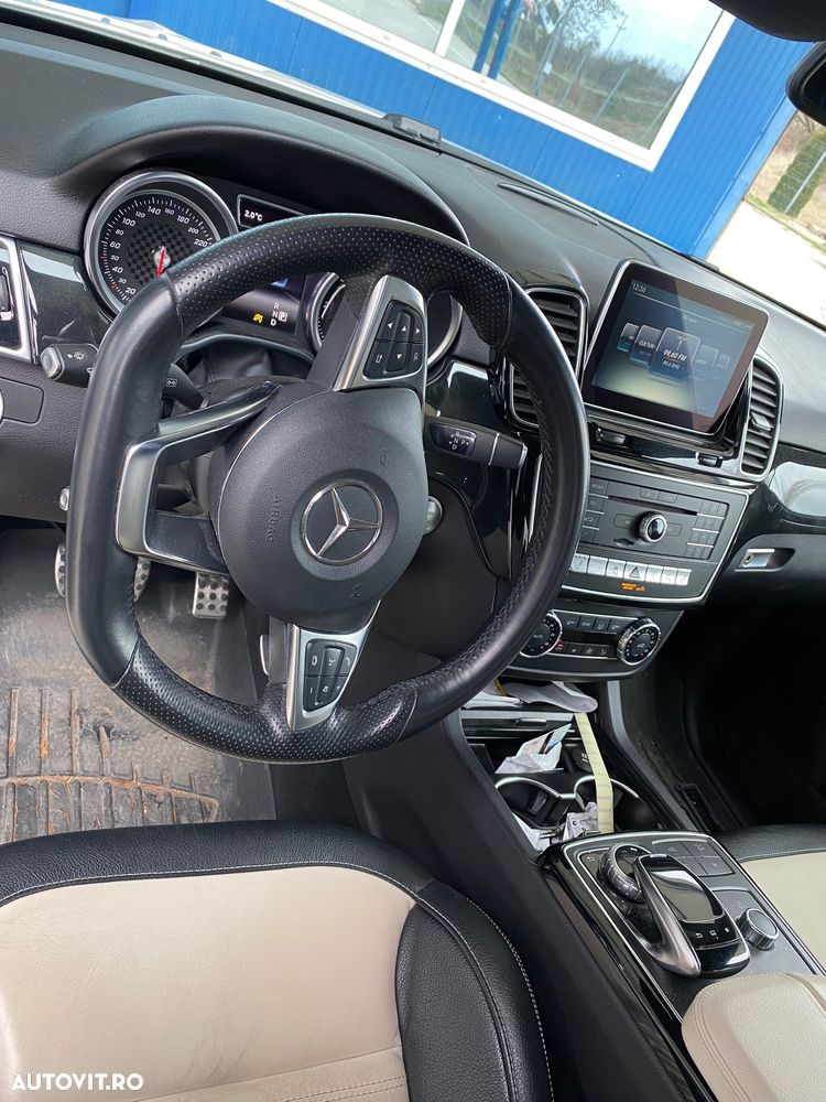 Mercedes-Benz GLE 350 d 4MATIC - 4