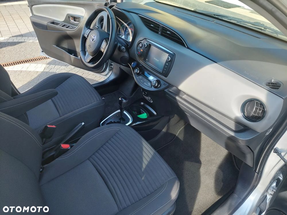 Toyota Yaris - 13