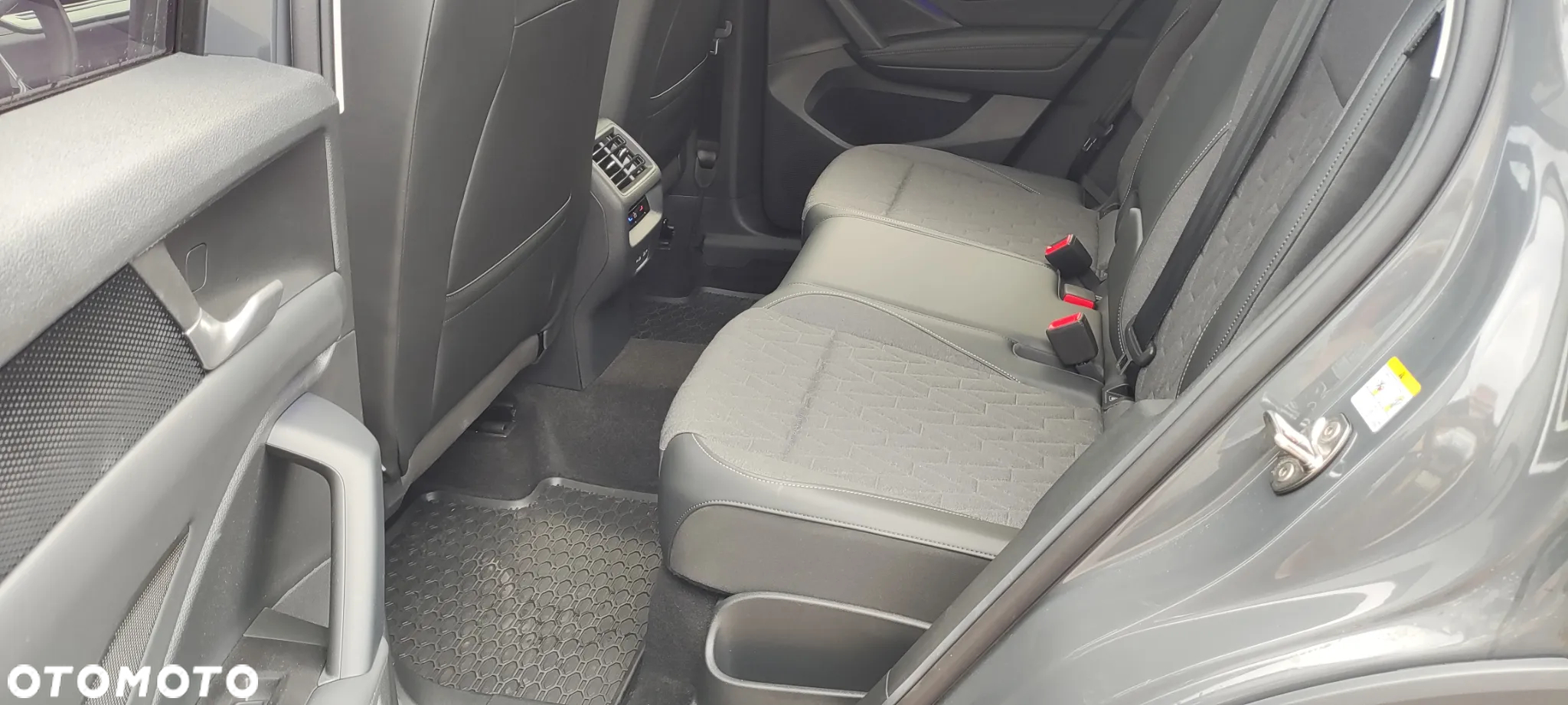Volkswagen Tiguan - 18