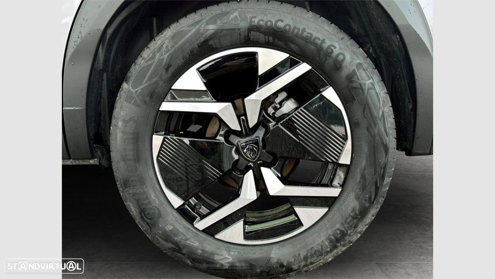 Peugeot 2008 1.2 Hybrid Allure e-DCS6 - 22