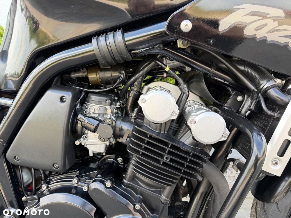 Yamaha FZS - 18