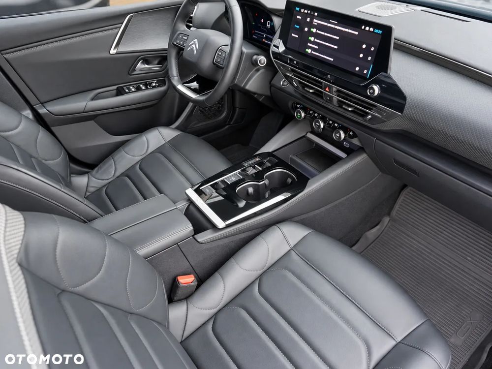 Citroën C5X 1.2 PureTech Plus EAT8 - 32