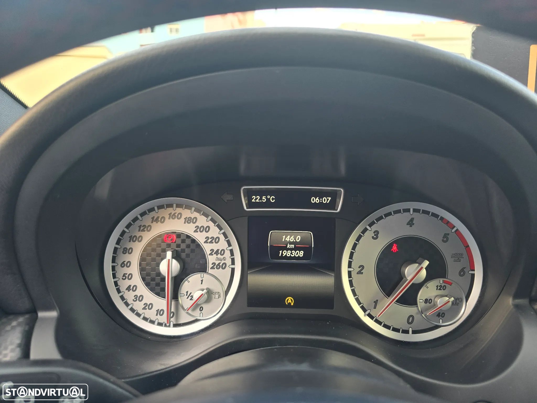 Mercedes-Benz A 180 CDi BE AMG Line - 25