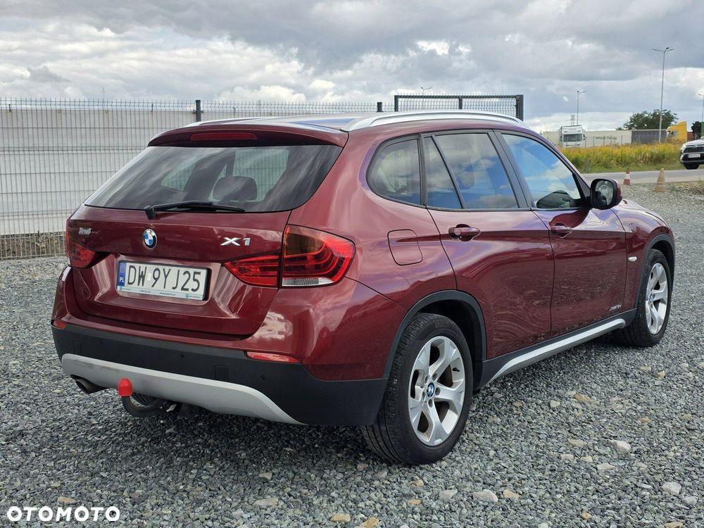 BMW X1 xDrive18d - 9