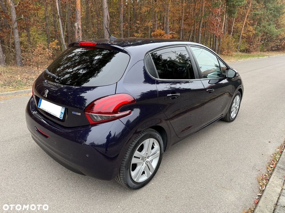 Peugeot 208 82 PureTech Style - 5
