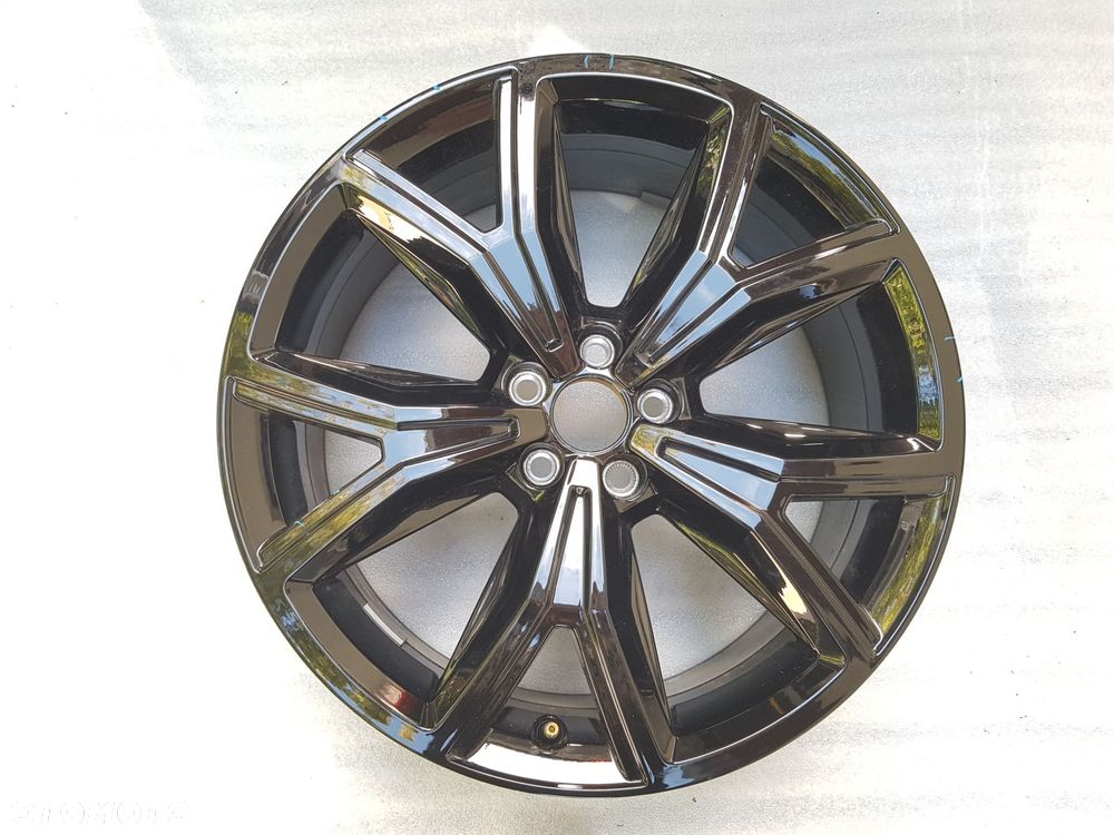 vw t-cross felga aluminiowa 7j 18 cali et39 2gm601025ac - 1