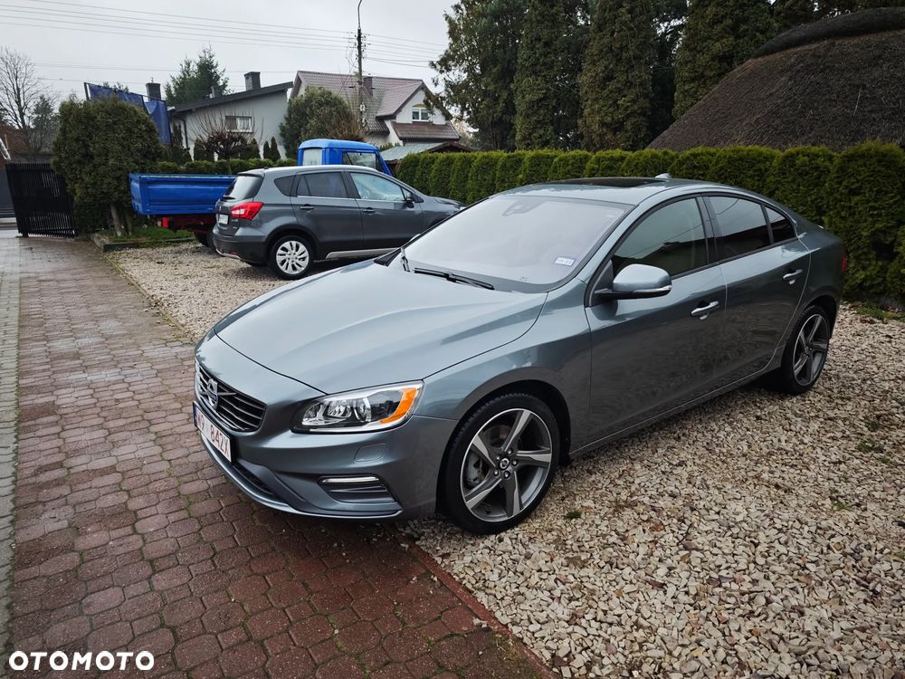 Volvo S60 T5 Drive-E Dynamic Edition (Momentum) - 9