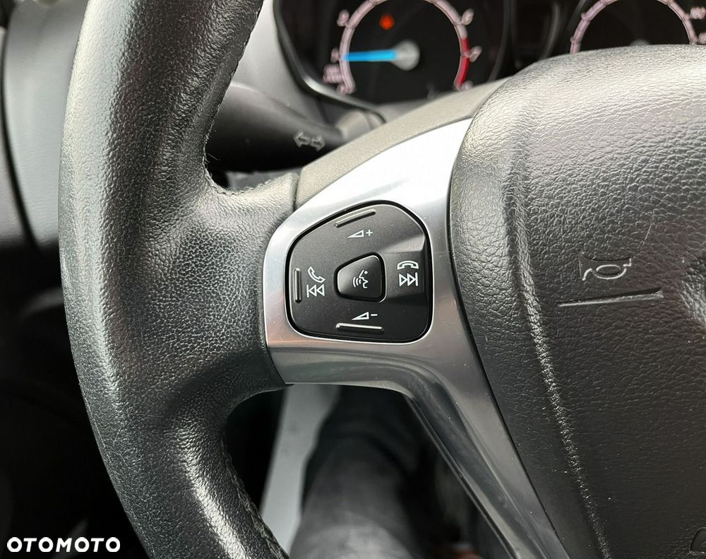 Ford B-MAX - 22