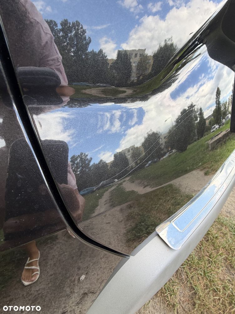 Dacia Duster 1.6 SCe Laureate S&S - 14