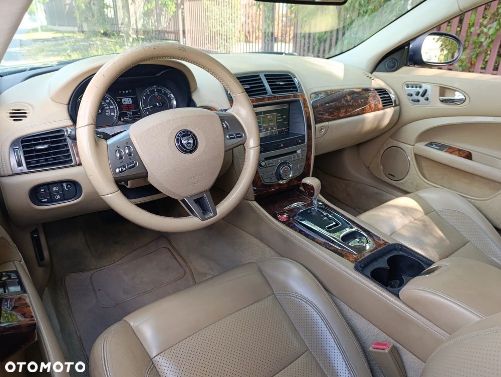 Jaguar XK 4.2 Cabriolet - 8