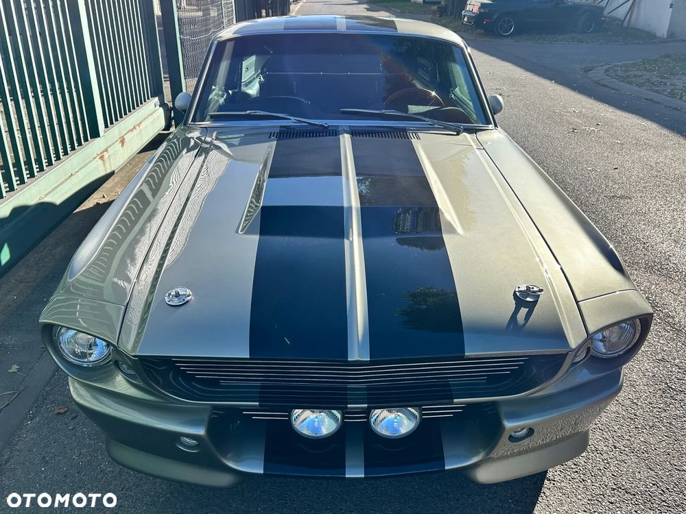 Ford Mustang - 10