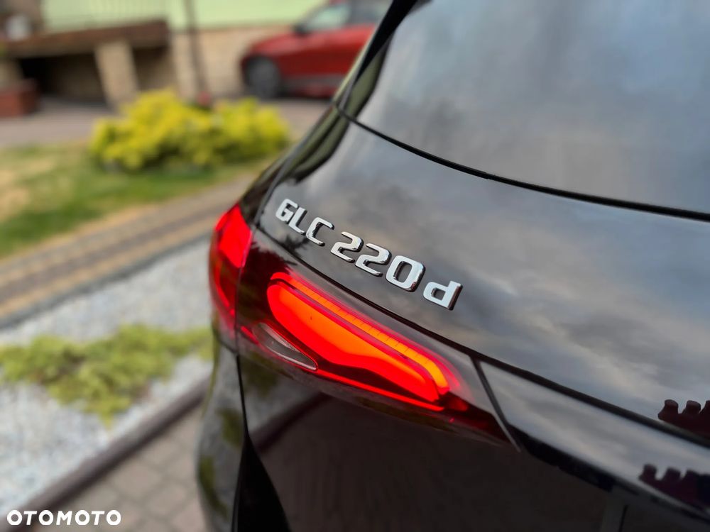 Mercedes-Benz GLC 220 d 4Matic 9G-TRONIC Avantgarde Advanced - 22