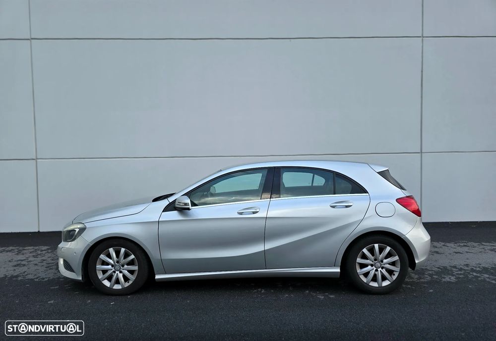 Mercedes-Benz A 180 CDI (BlueEFFICIENCY) Urban - 4