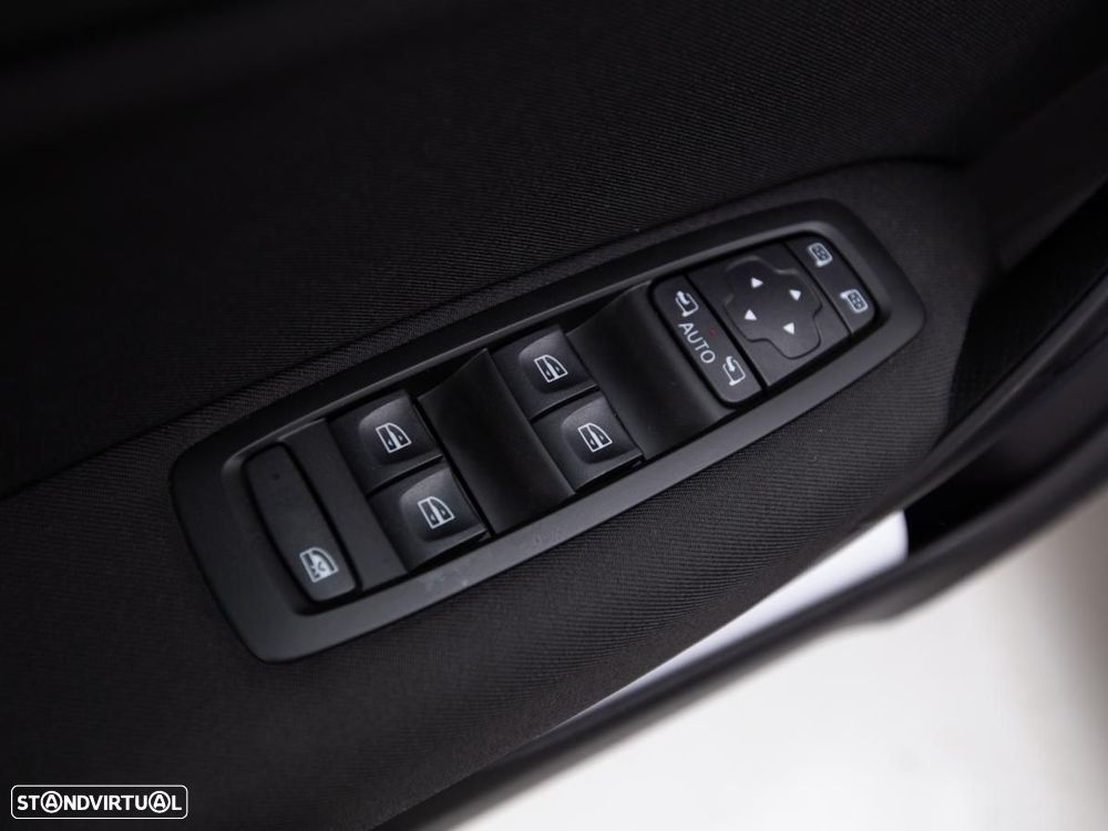 Renault Mégane Sport Tourer 1.5 Blue dCi Limited - 13