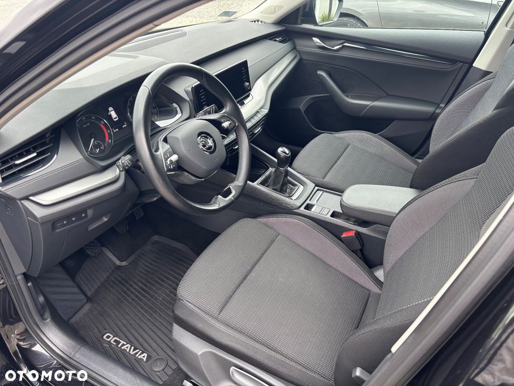 Skoda Octavia 1.5 TSI ACT Ambition - 7