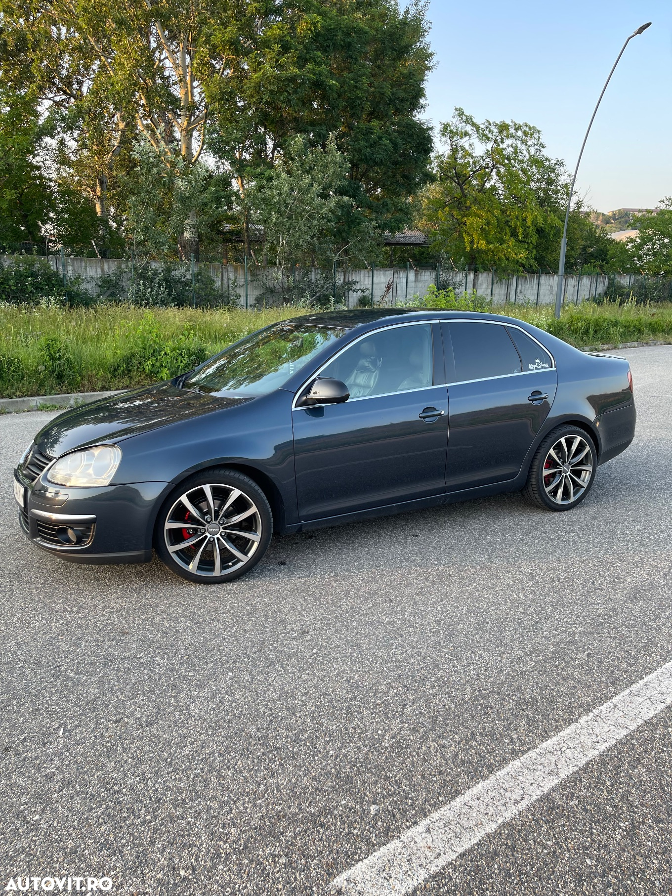 Volkswagen Jetta 1.9 TDI Comfortline - 8