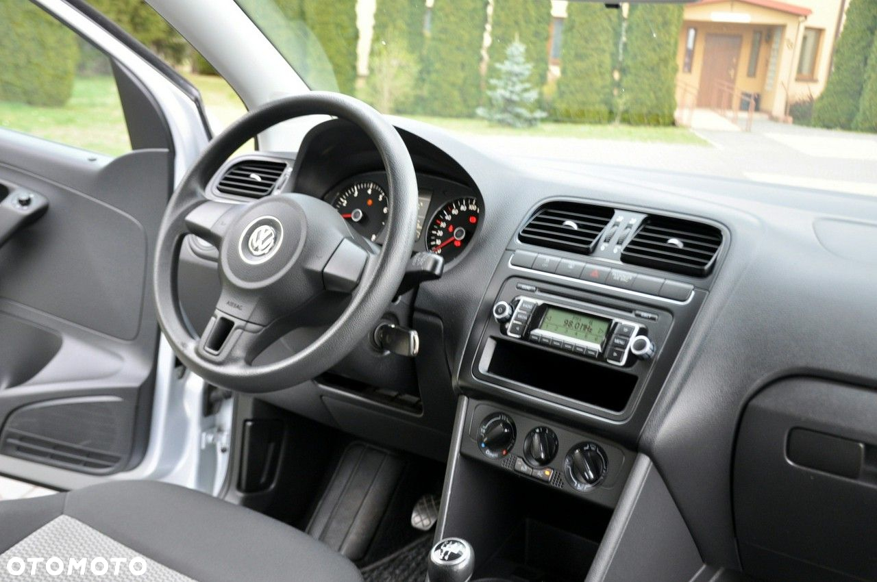 Volkswagen Polo - 25