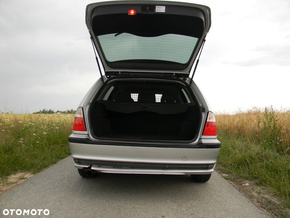 BMW Seria 3 316i Edition Exclusive - 26