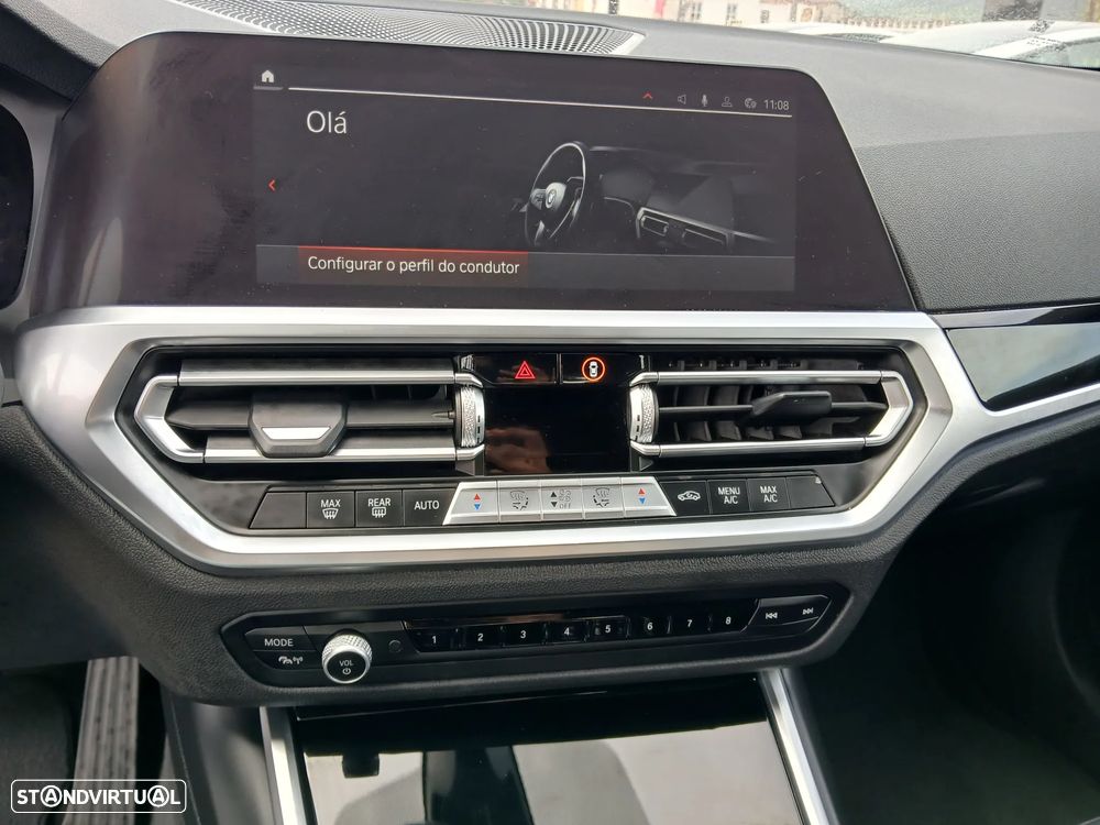 BMW 318 d Auto - 26